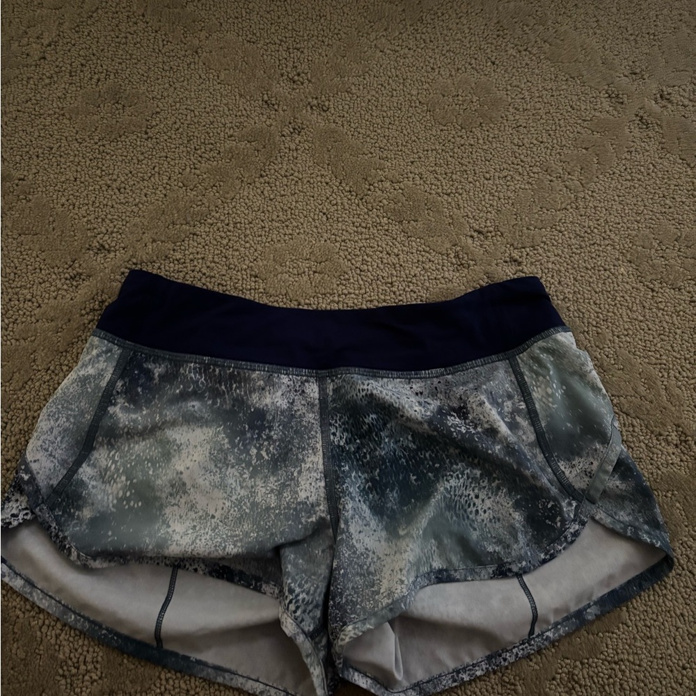 Women's Gray Patterned Shorts